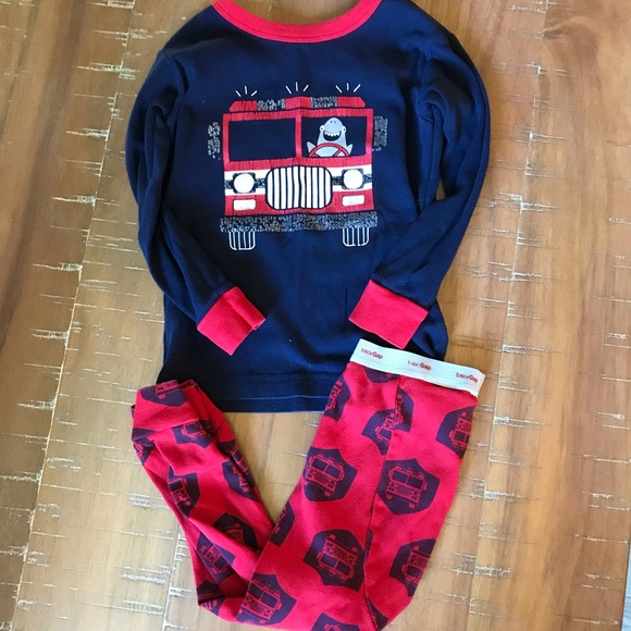 18-24 mo Gap pajama set - Picture 1 of 3